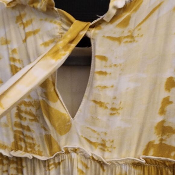 THML Tie Dye Tiered Dress - Picture 12 of 15